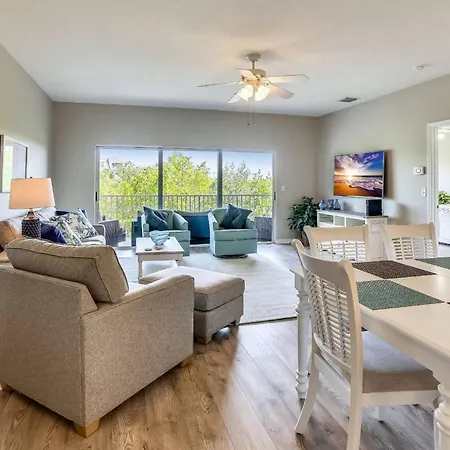Spacious Beach Condo - Mariners Pointe
